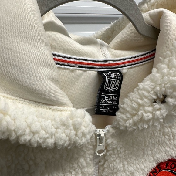 Cleveland Browns Sherpa zip up jacket - Picture 2 of 5